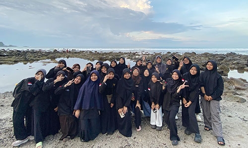 Outing Class dan Outdoor Study Menganti