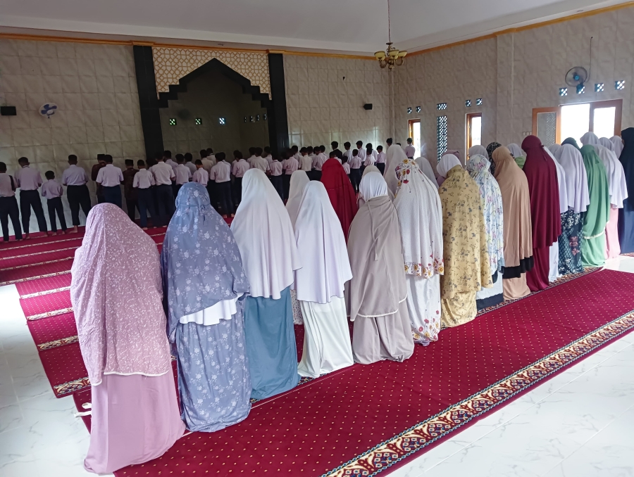 SHOLAT DHUHA MEMBENTUK KARAKTER SISWA